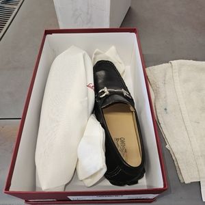 Salvatore Ferragamo shoes 8.5